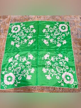 Green Floral Vintage Scarf with White Vine Print